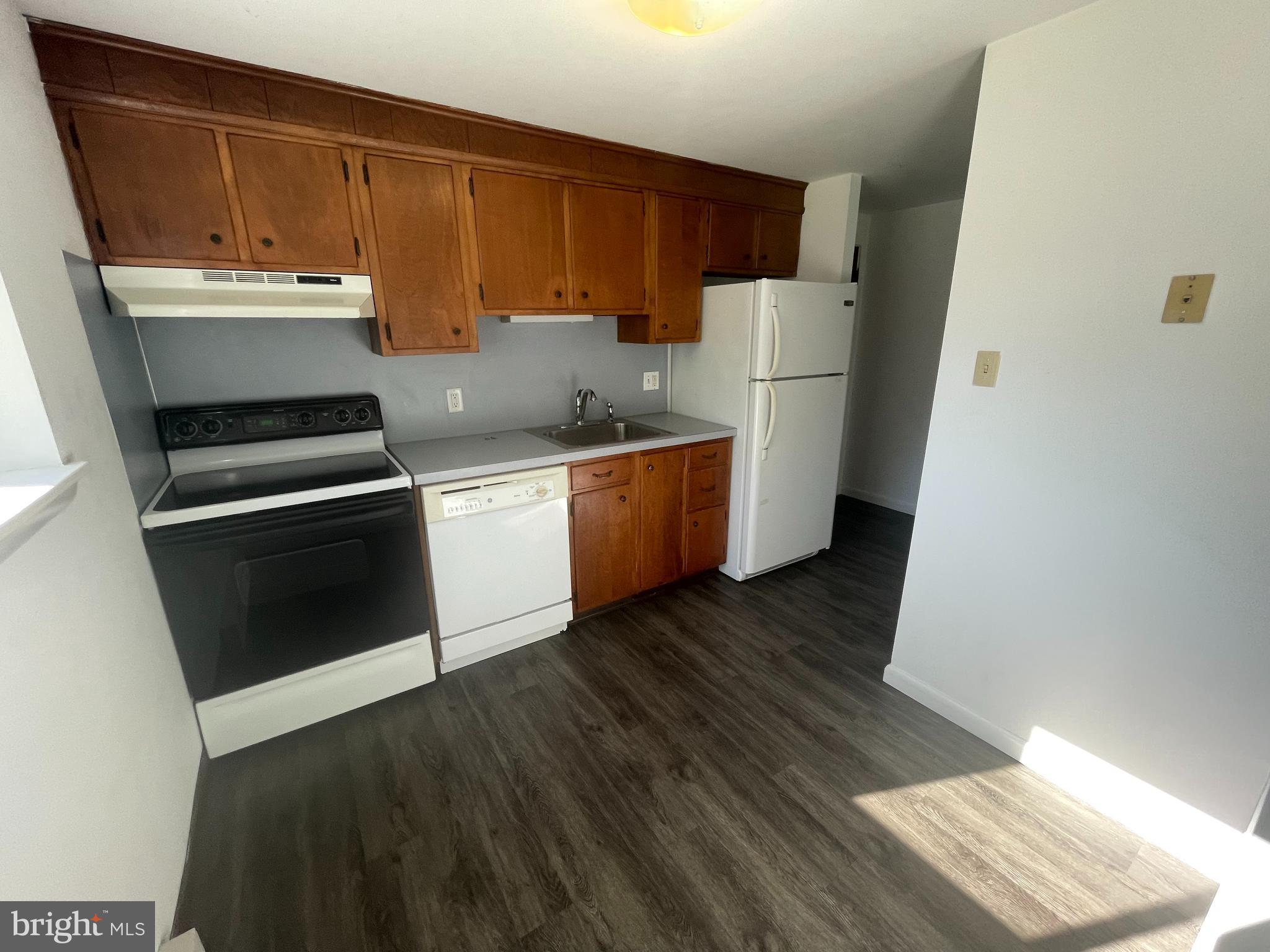 MILLERSVILLE - Residential Lease