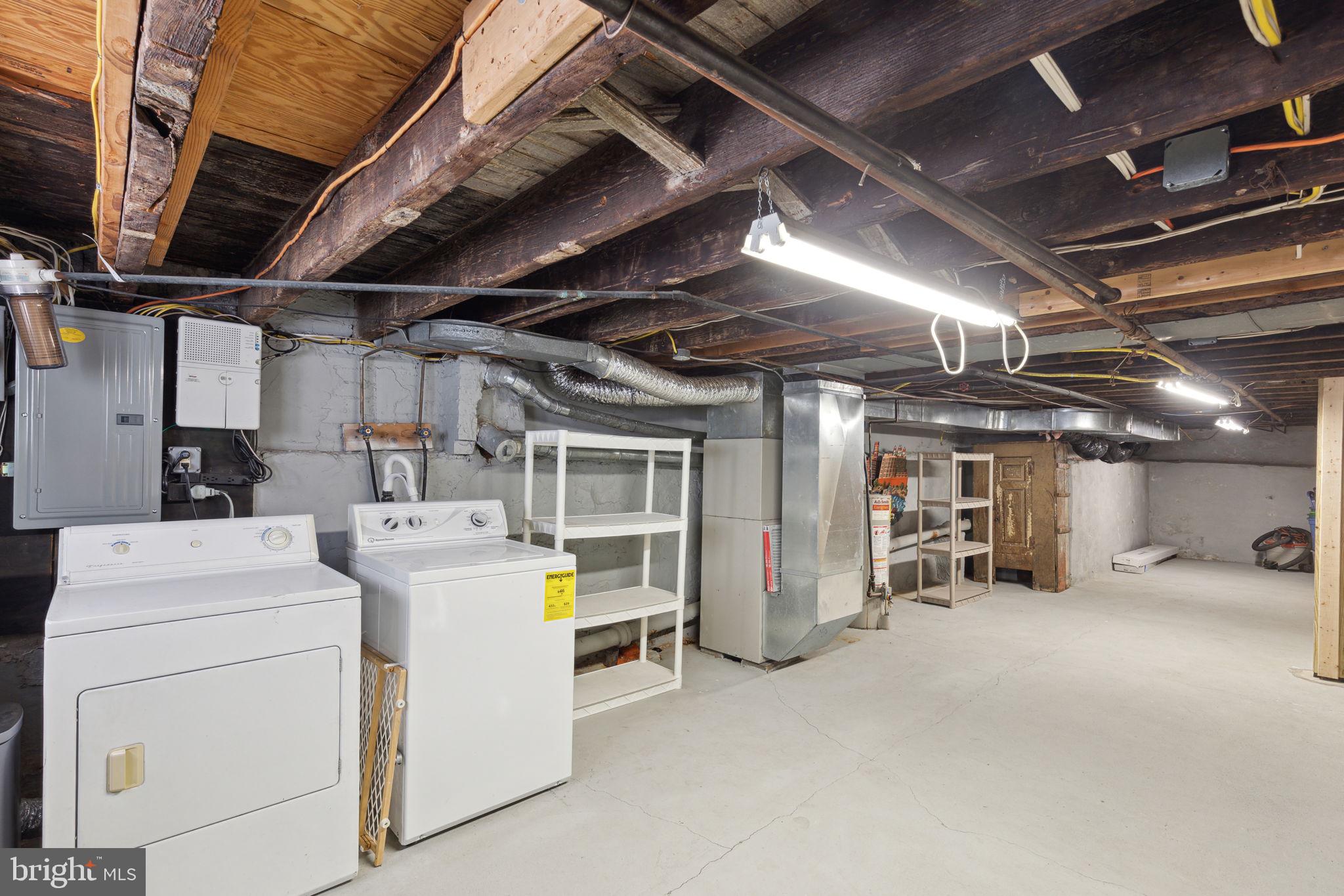 LOWER MOYAMENSING - Residential