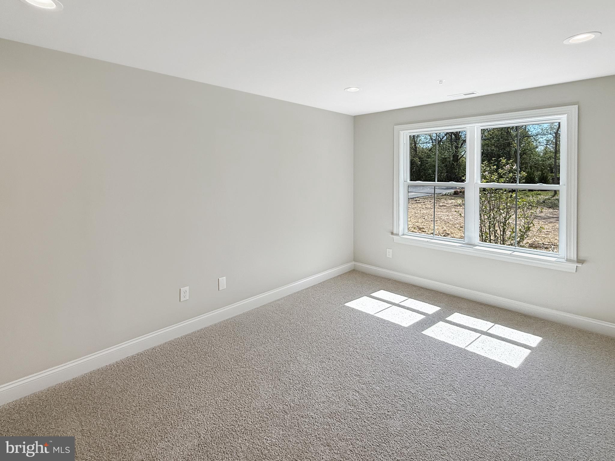 NON AVAILABLE - Residential