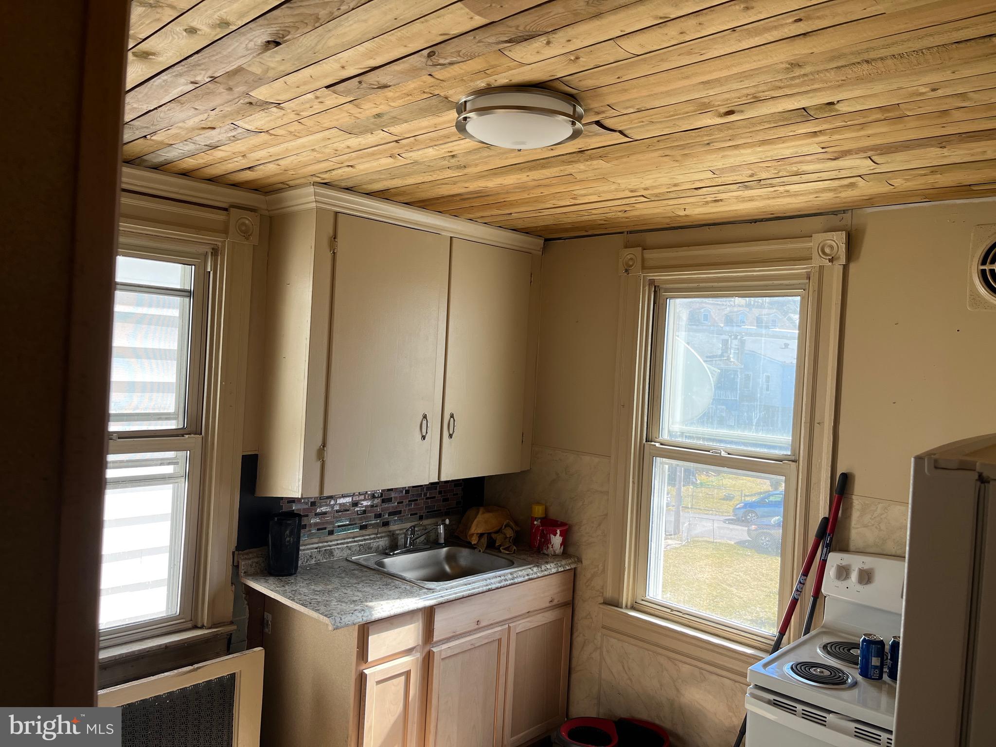 MINERSVILLE - Residential Lease