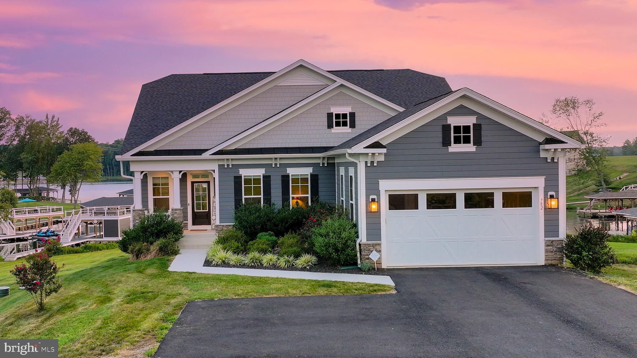 ELK CREEK LANDING - Residential