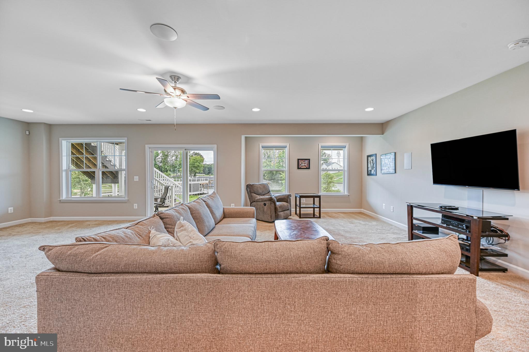 ELK CREEK LANDING - Residential