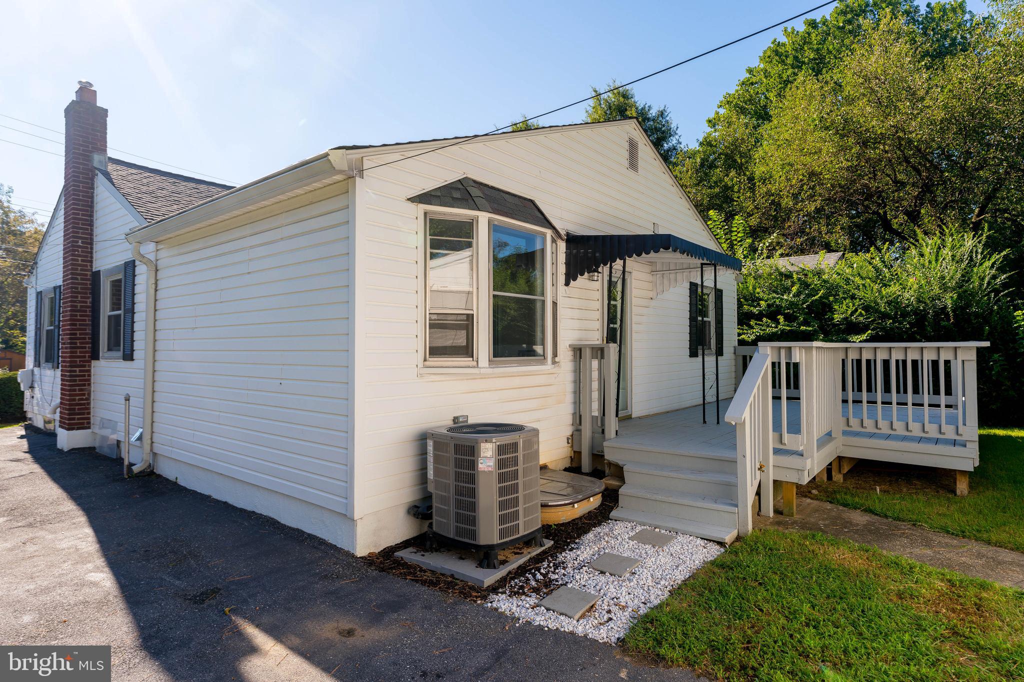 HOLLYWOOD - Residential