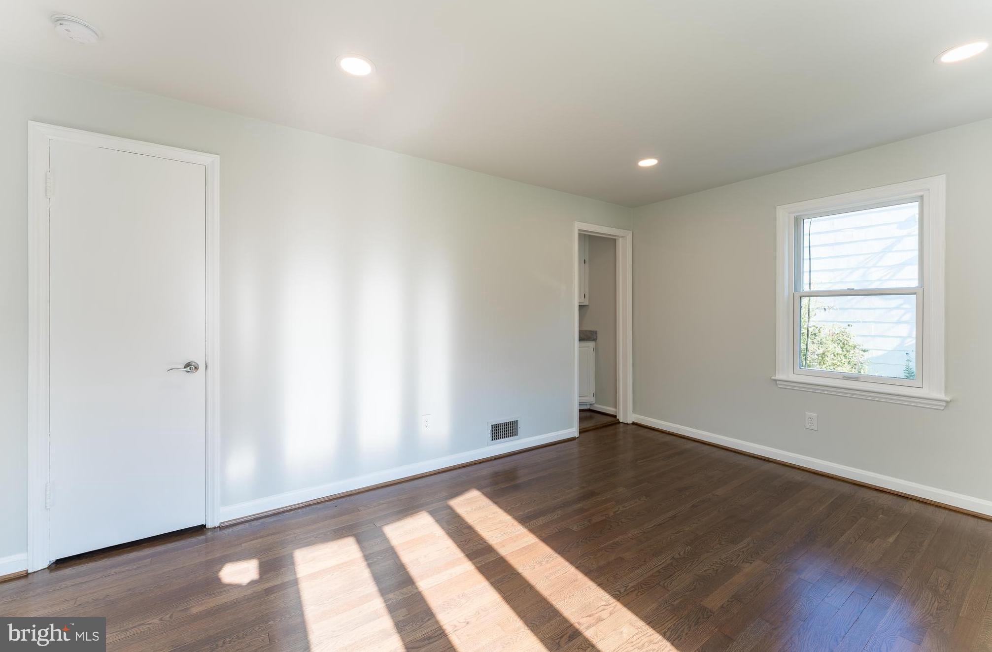 HOLLYWOOD - Residential