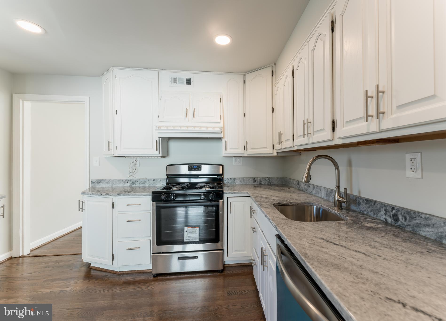 HOLLYWOOD - Residential