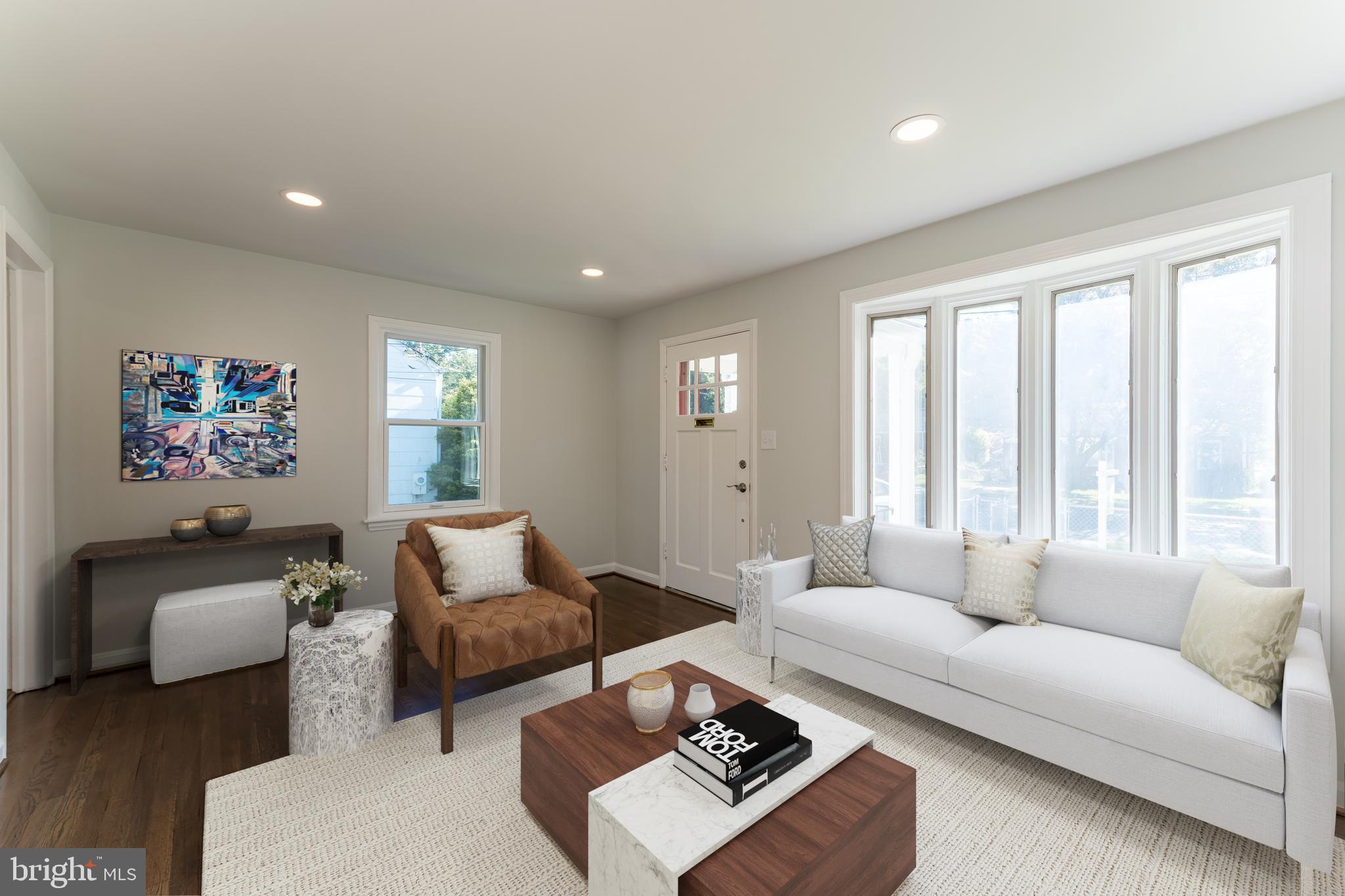 HOLLYWOOD - Residential