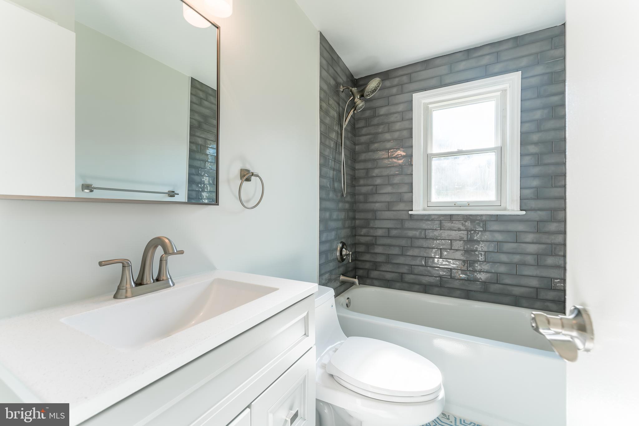 HOLLYWOOD - Residential