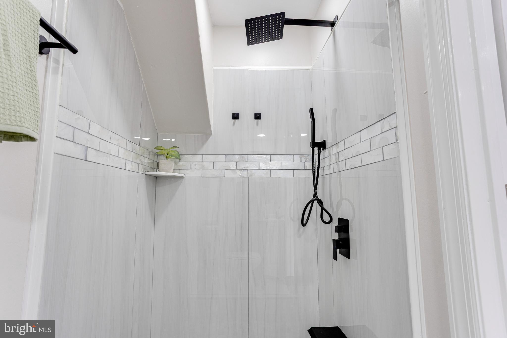 HUNTING PARK - Residential