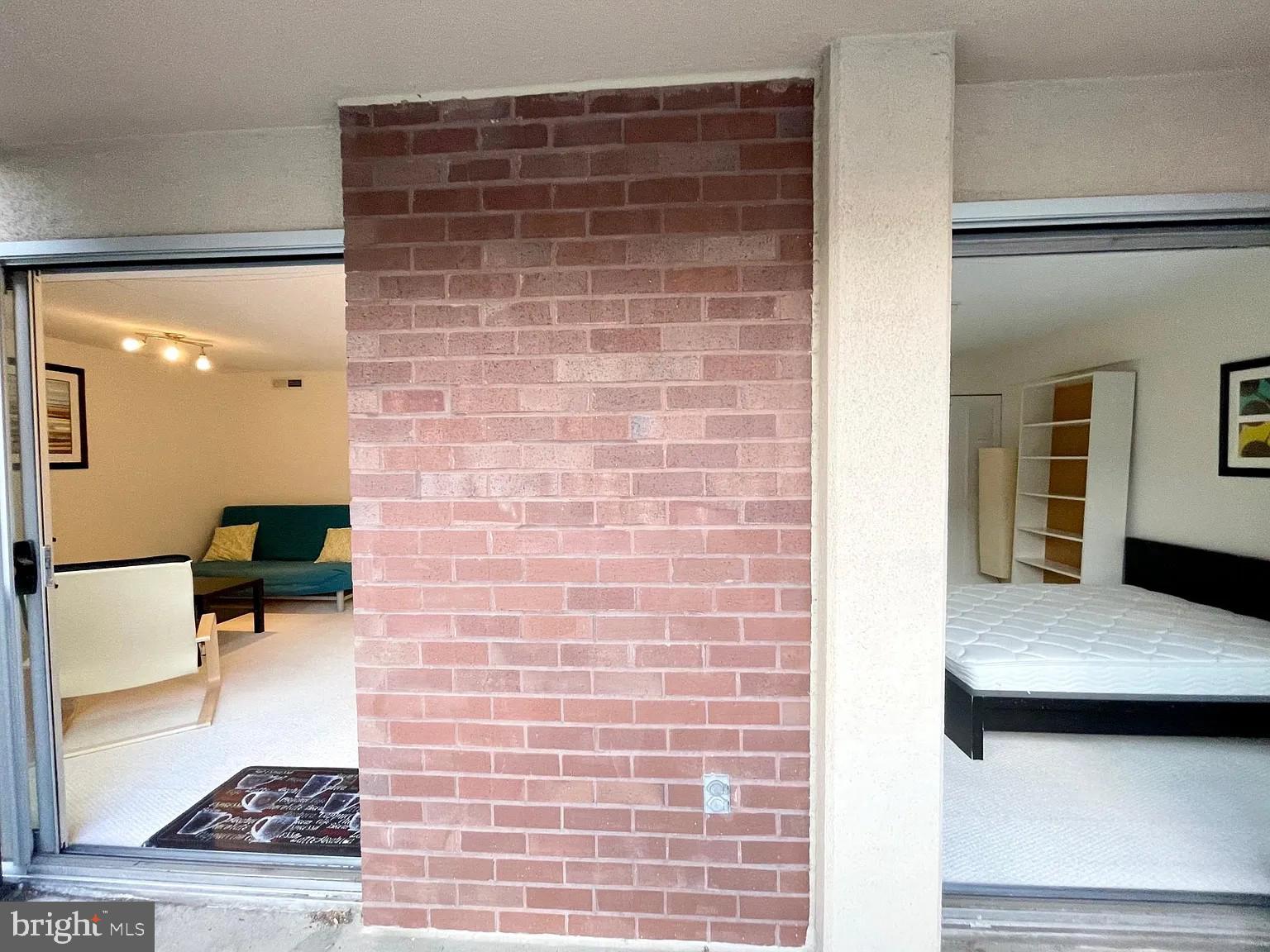 HORIZON HOUSE - Residential Lease