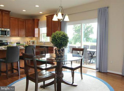 THE PARK AT ADDISON METRO - Residential