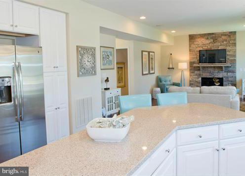 THE PARK AT ADDISON METRO - Residential