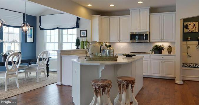 THE PARK AT ADDISON METRO - Residential