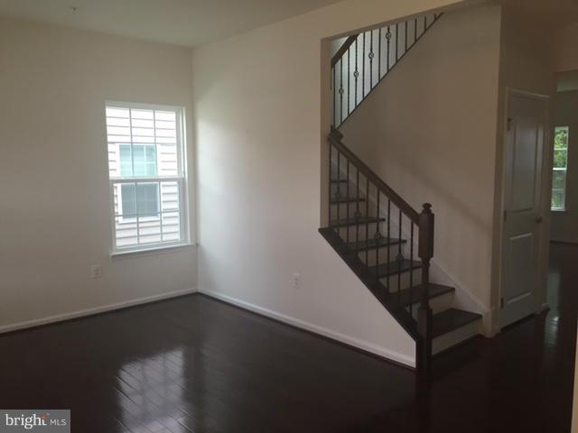 THE PARK AT ADDISON METRO - Residential