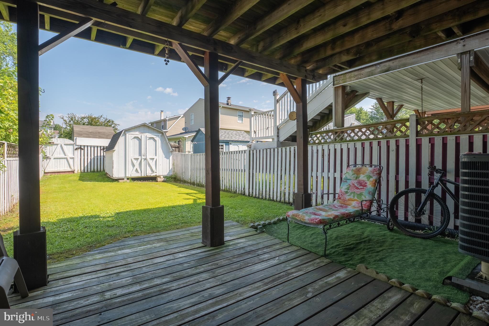 DUNSHIRE TOWNHOUSES - Residential Lease