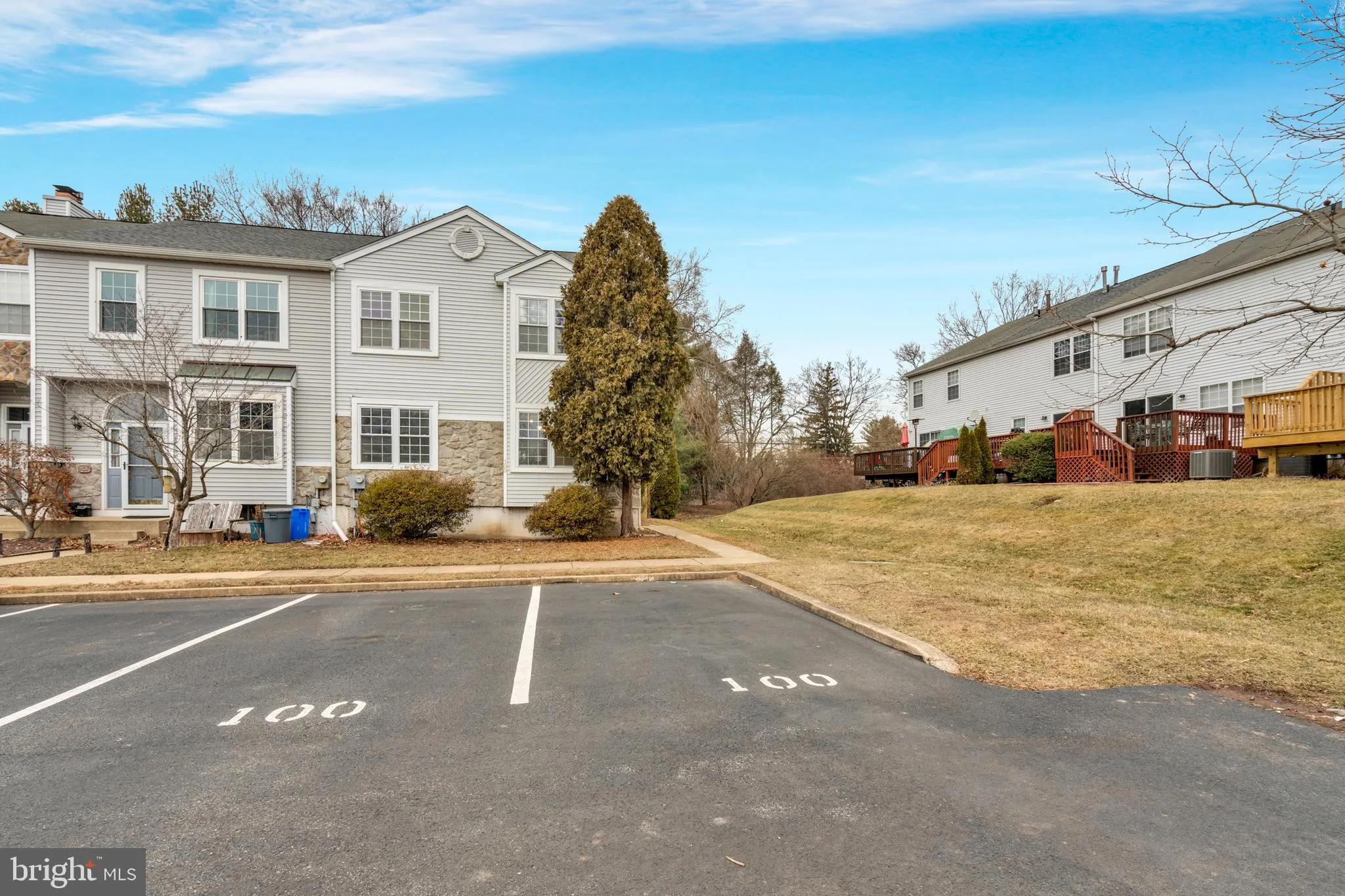 Collegeville, Pennsylvania 19426, United States, 3 Bedrooms Bedrooms, ,3 BathroomsBathrooms,Residential,Active,7207