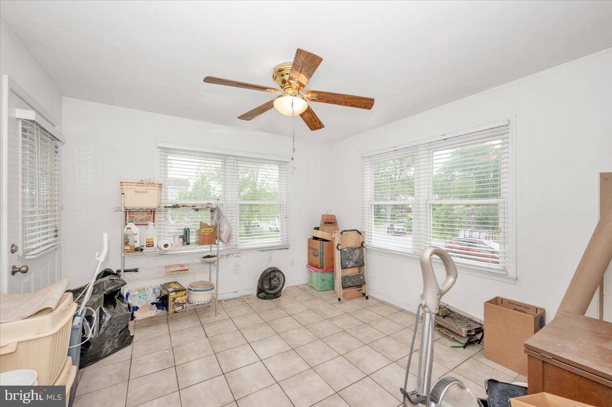 OAKVIEW - Residential