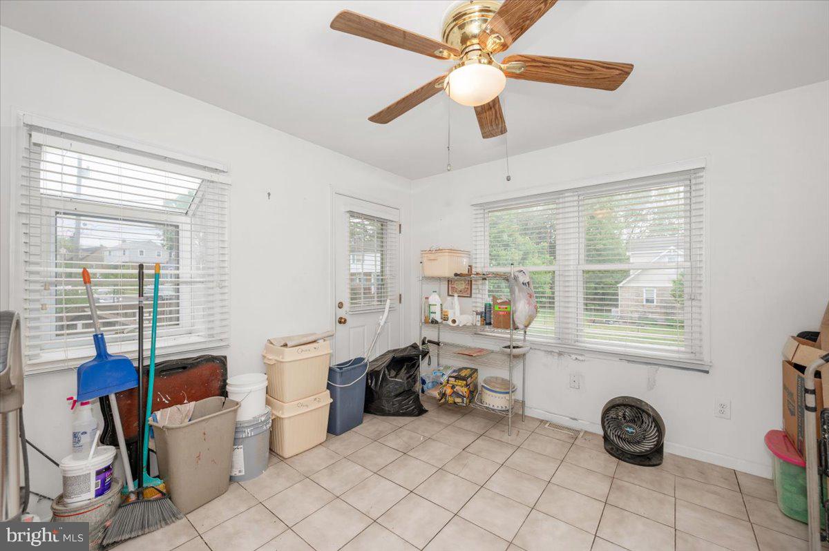 OAKVIEW - Residential