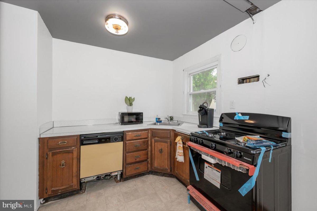 OAKVIEW - Residential