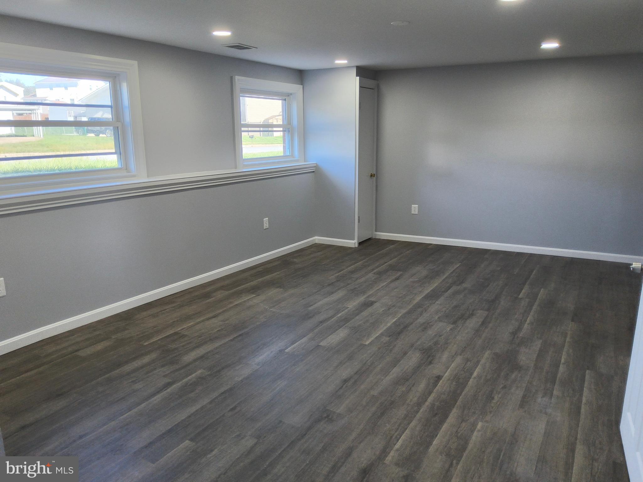 STONEYBROOK - Residential