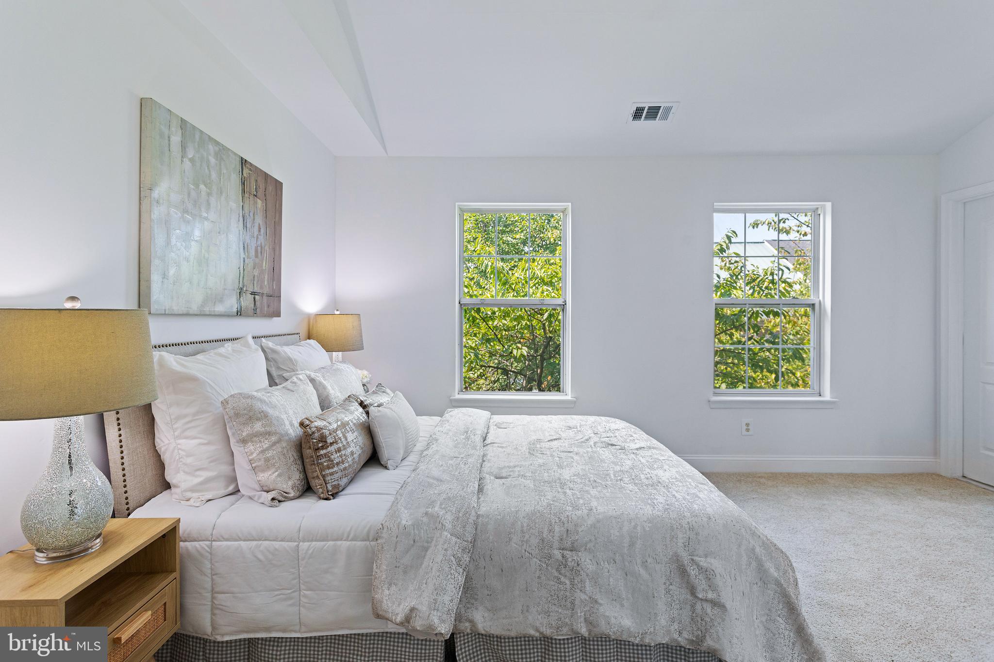 KING FARM BAILEYS COMMON - Residential