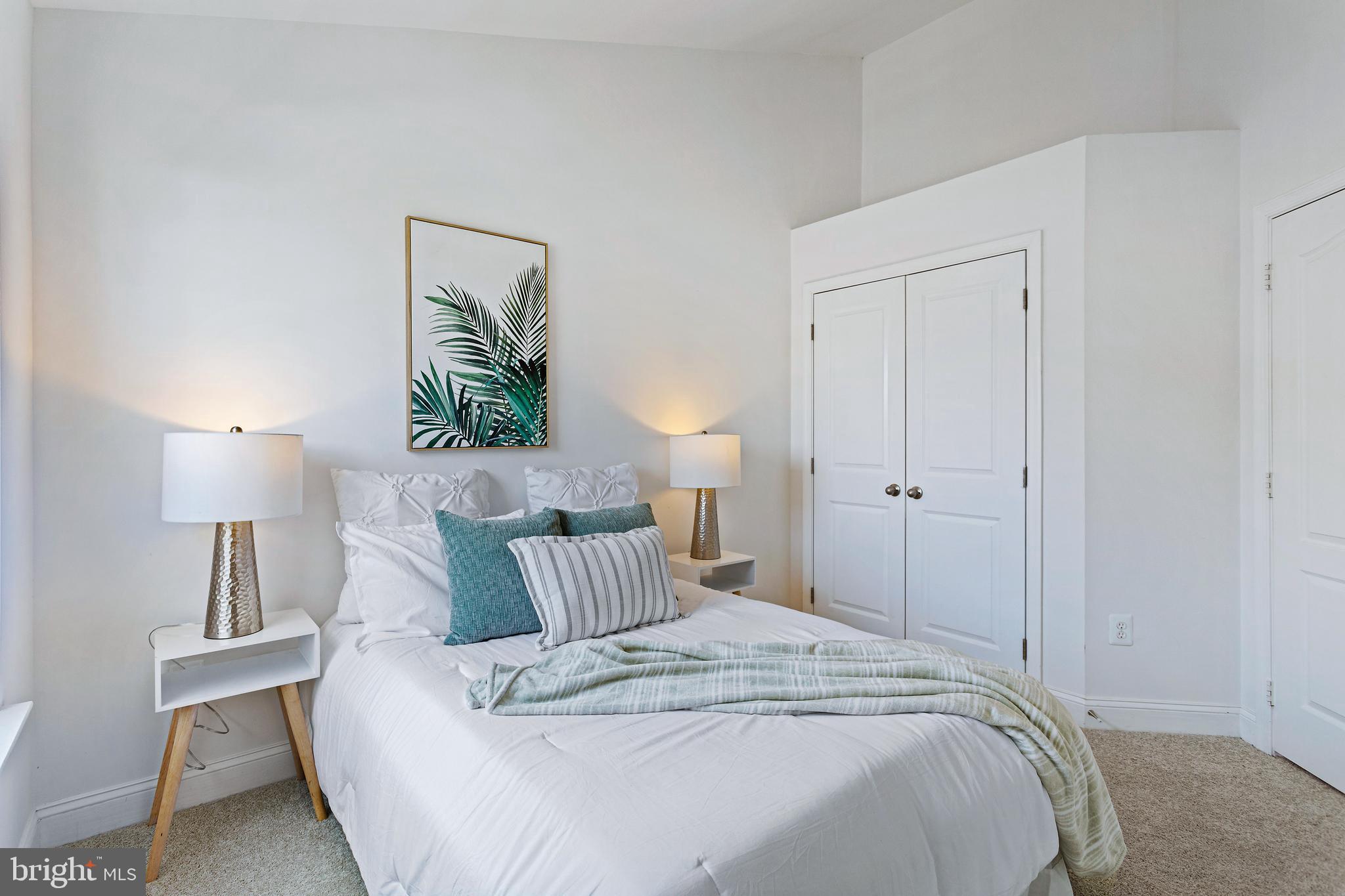 KING FARM BAILEYS COMMON - Residential