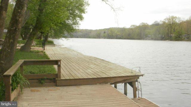 HARRY HOSKINS - Residential