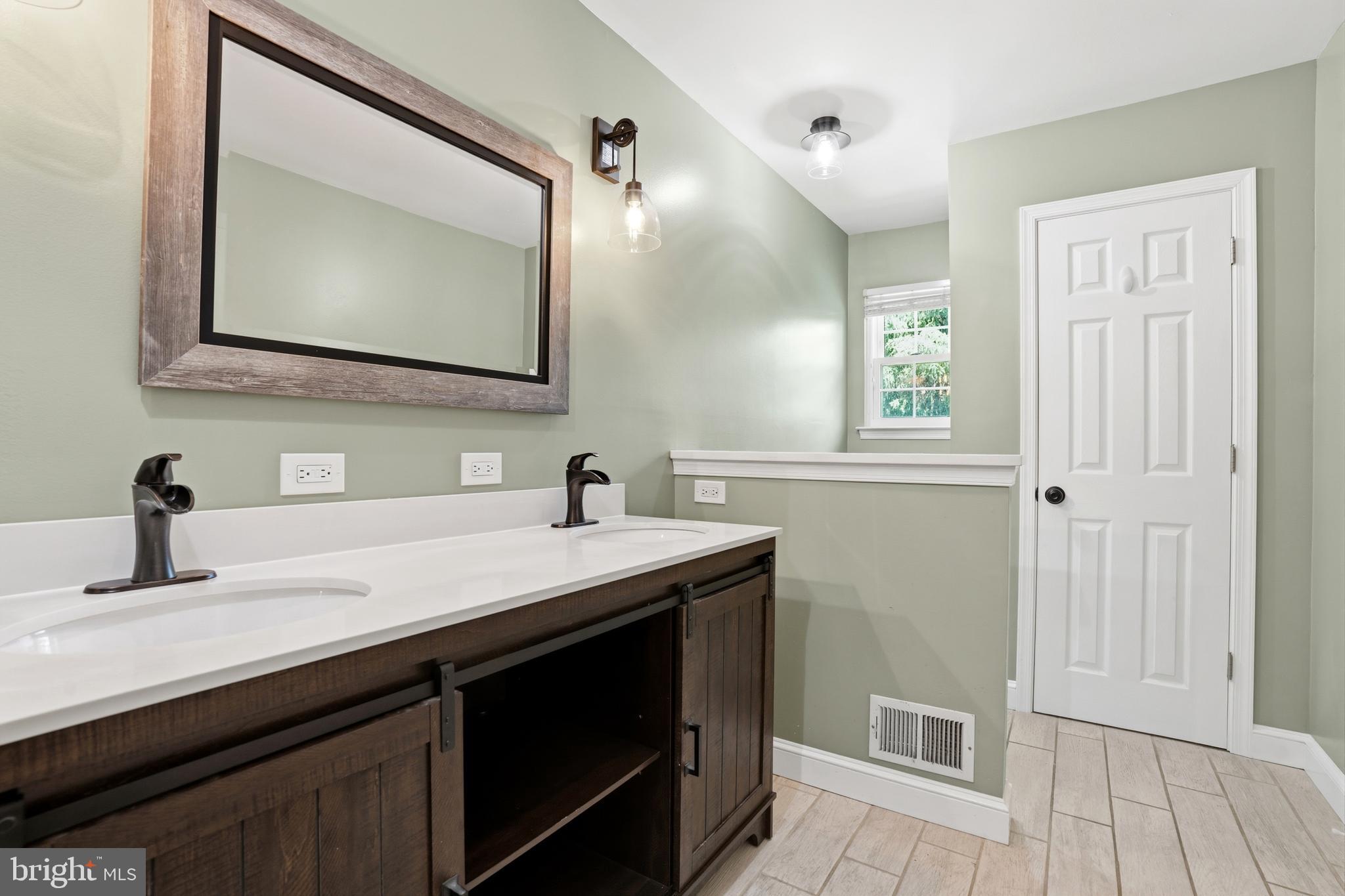 DARLINGTON WOODS - Residential