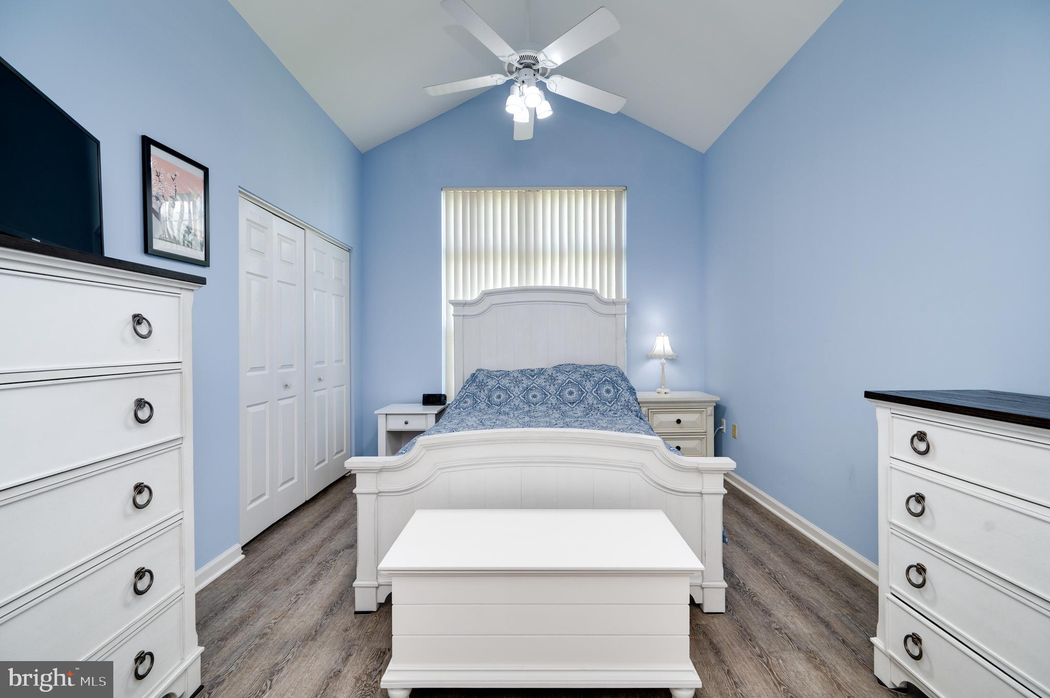 SPRING RIDGE - Residential