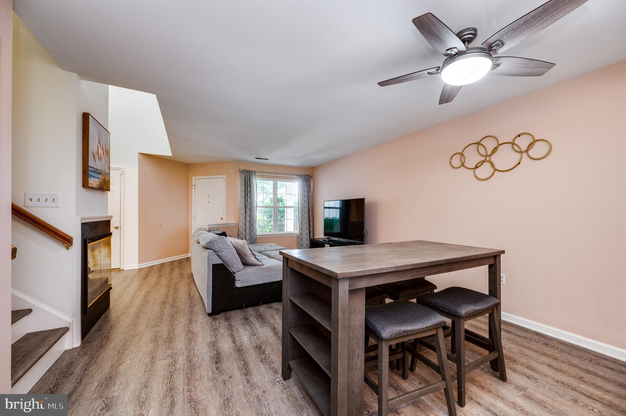 SPRING RIDGE - Residential