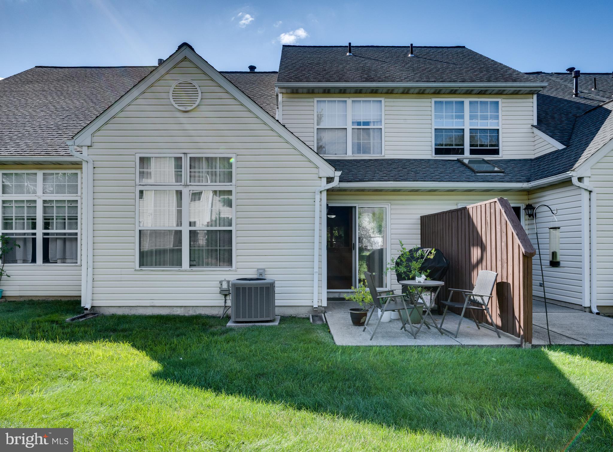 SPRING RIDGE - Residential