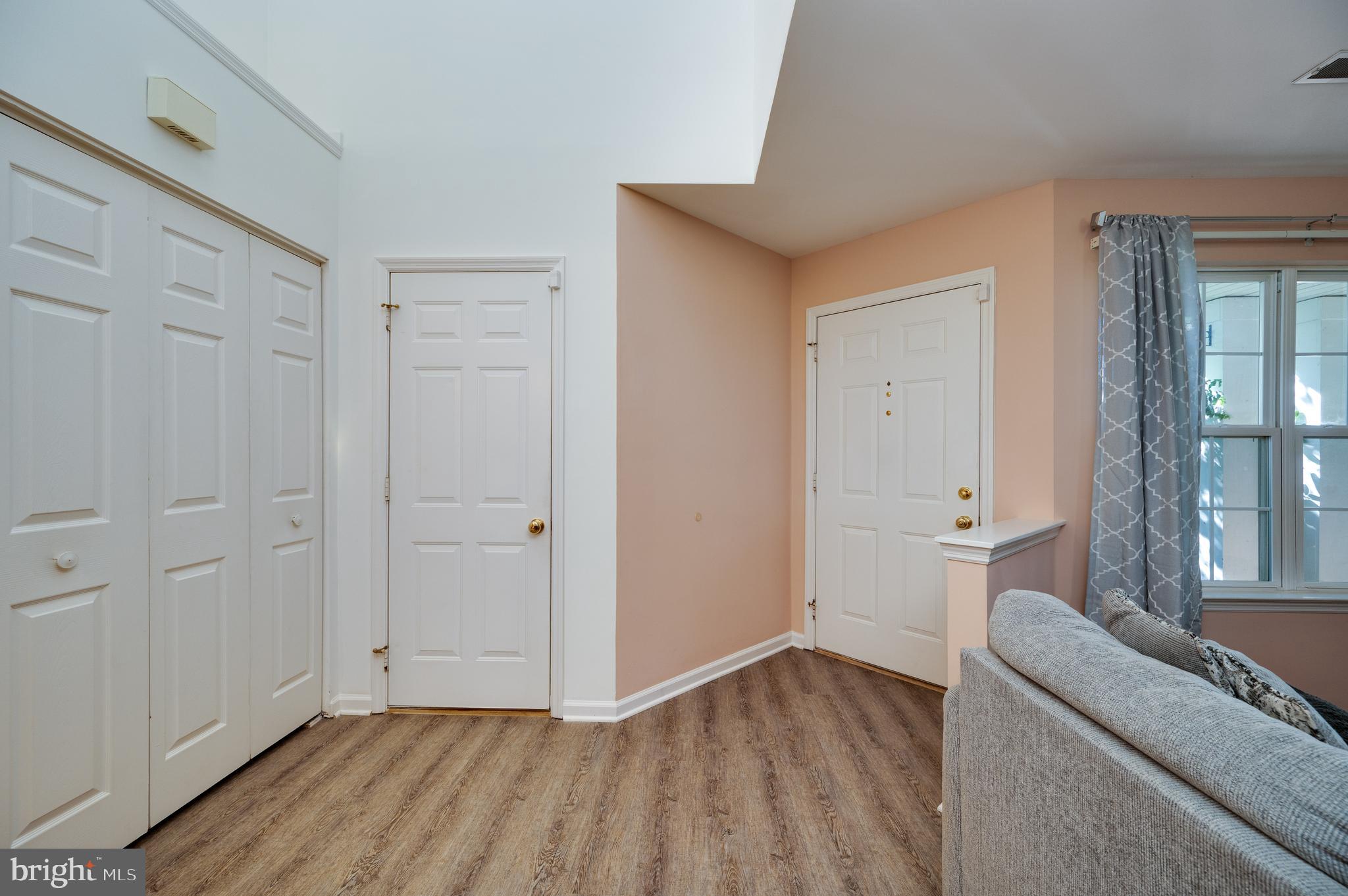 SPRING RIDGE - Residential