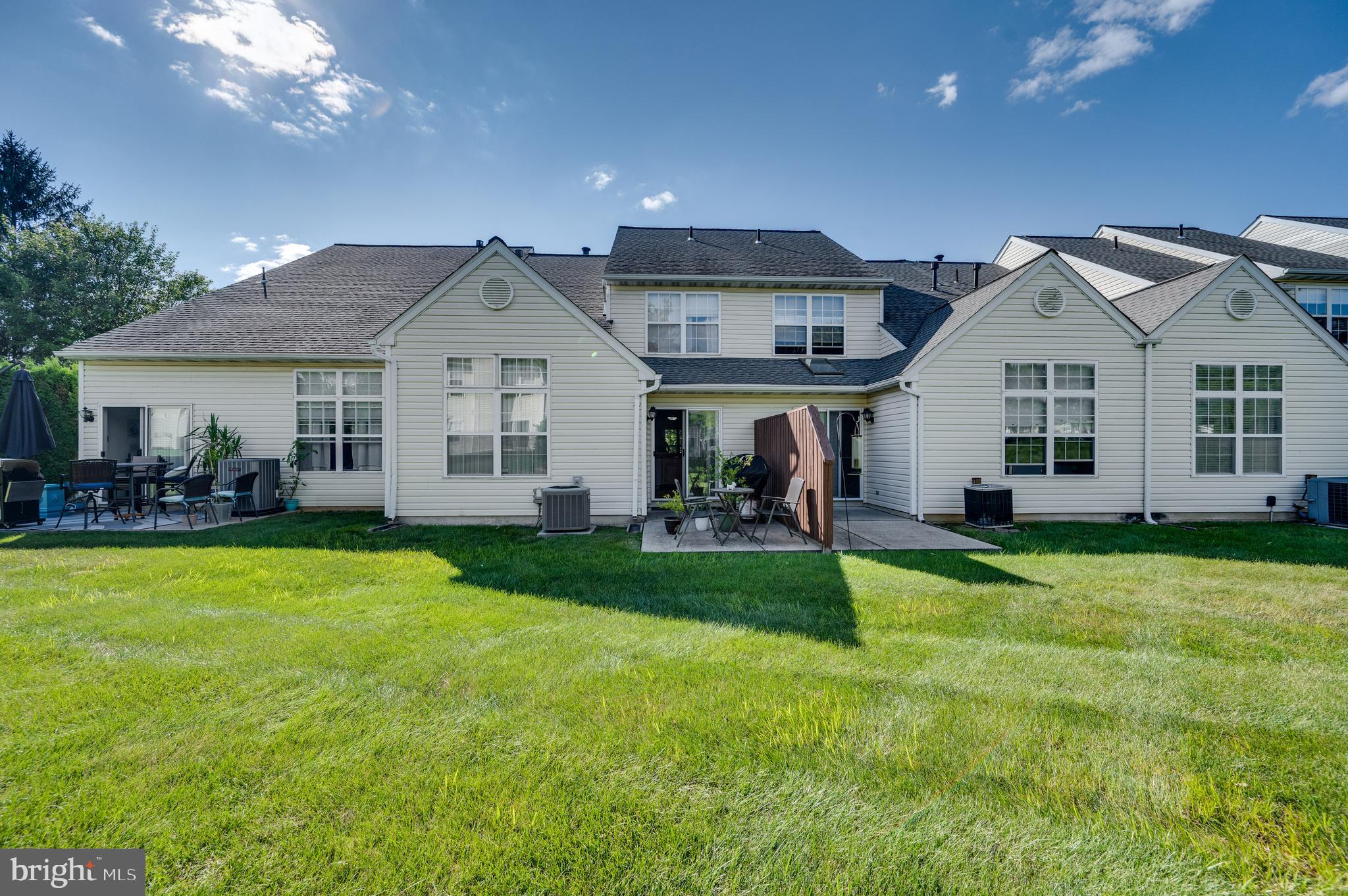 SPRING RIDGE - Residential