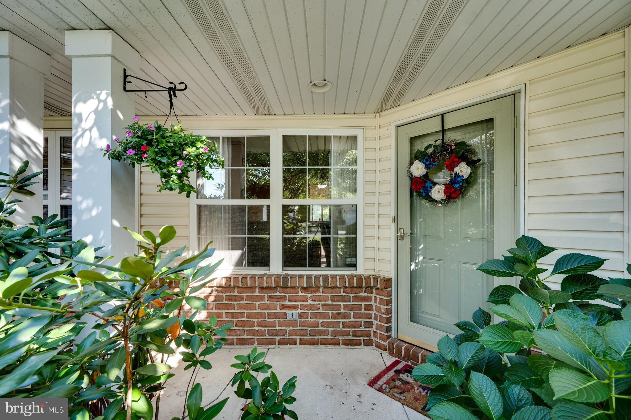 120 HICKORY LANE