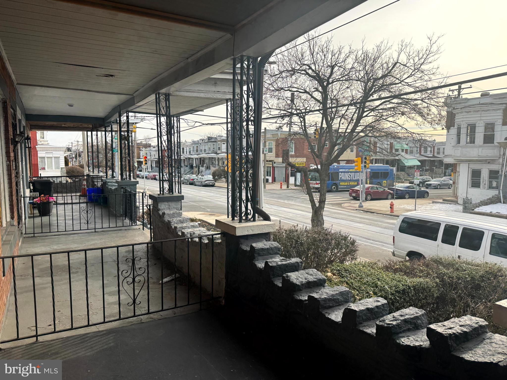 5707 LANSDOWNE AVENUE