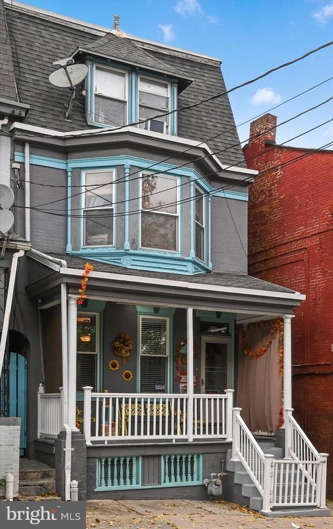 217 W VINE STREET LANCASTER PA 17603