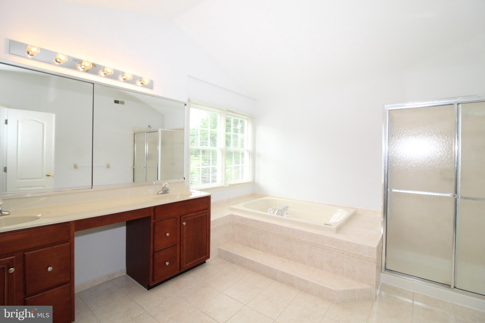 GARNET VALLEY WOODS - Residential