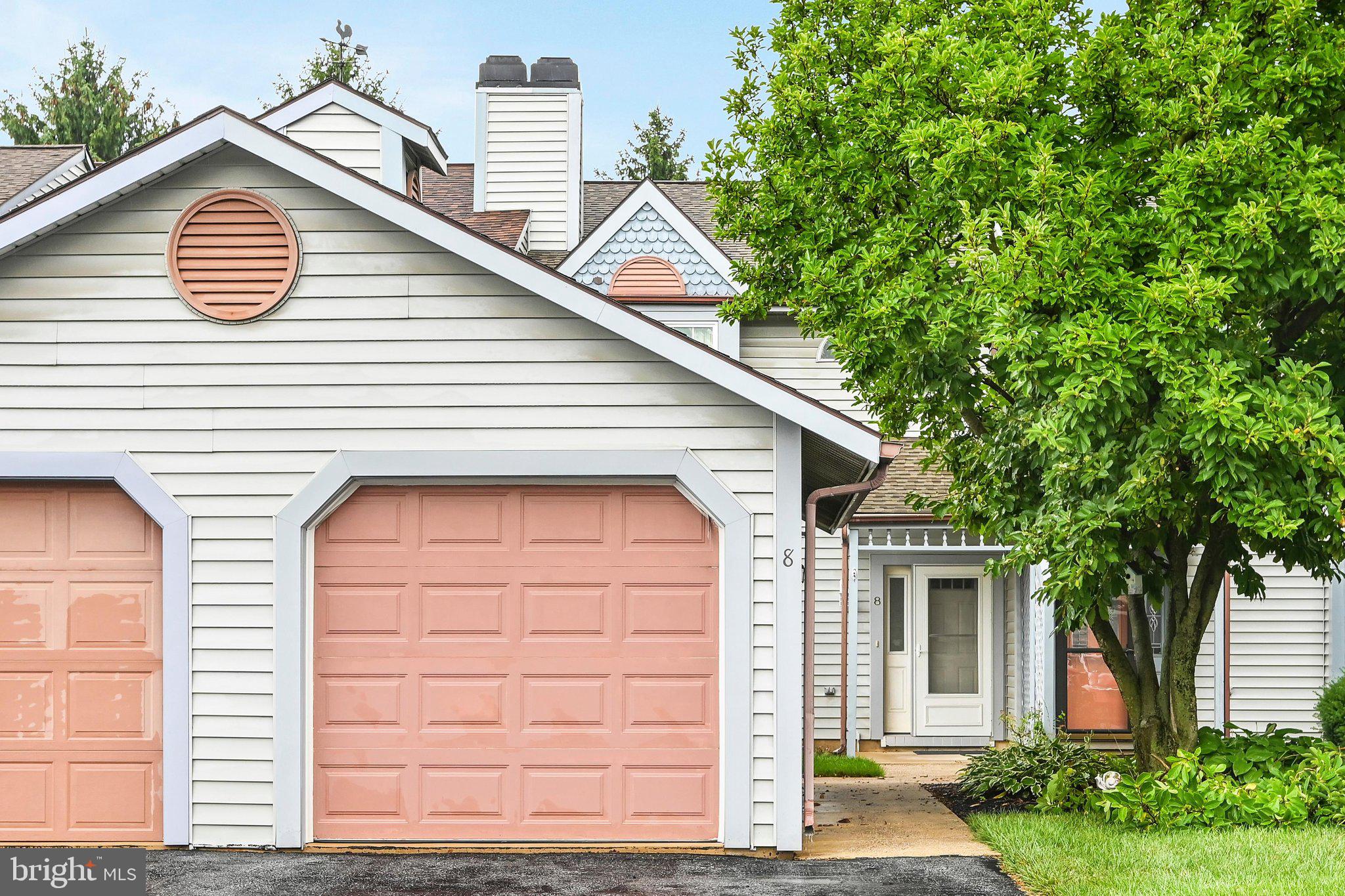 8 SHADY LANE
