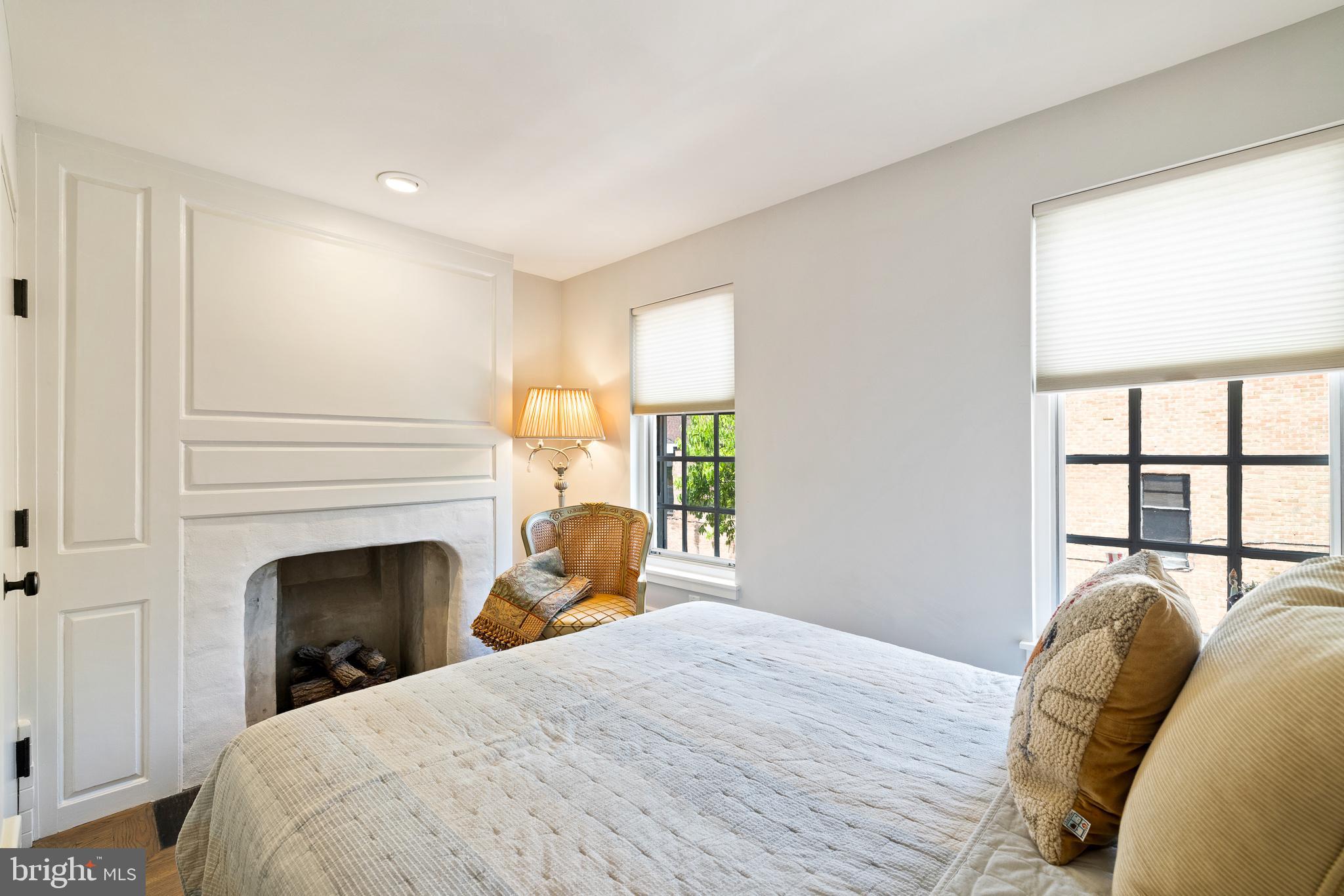 SOCIETY HILL - Residential