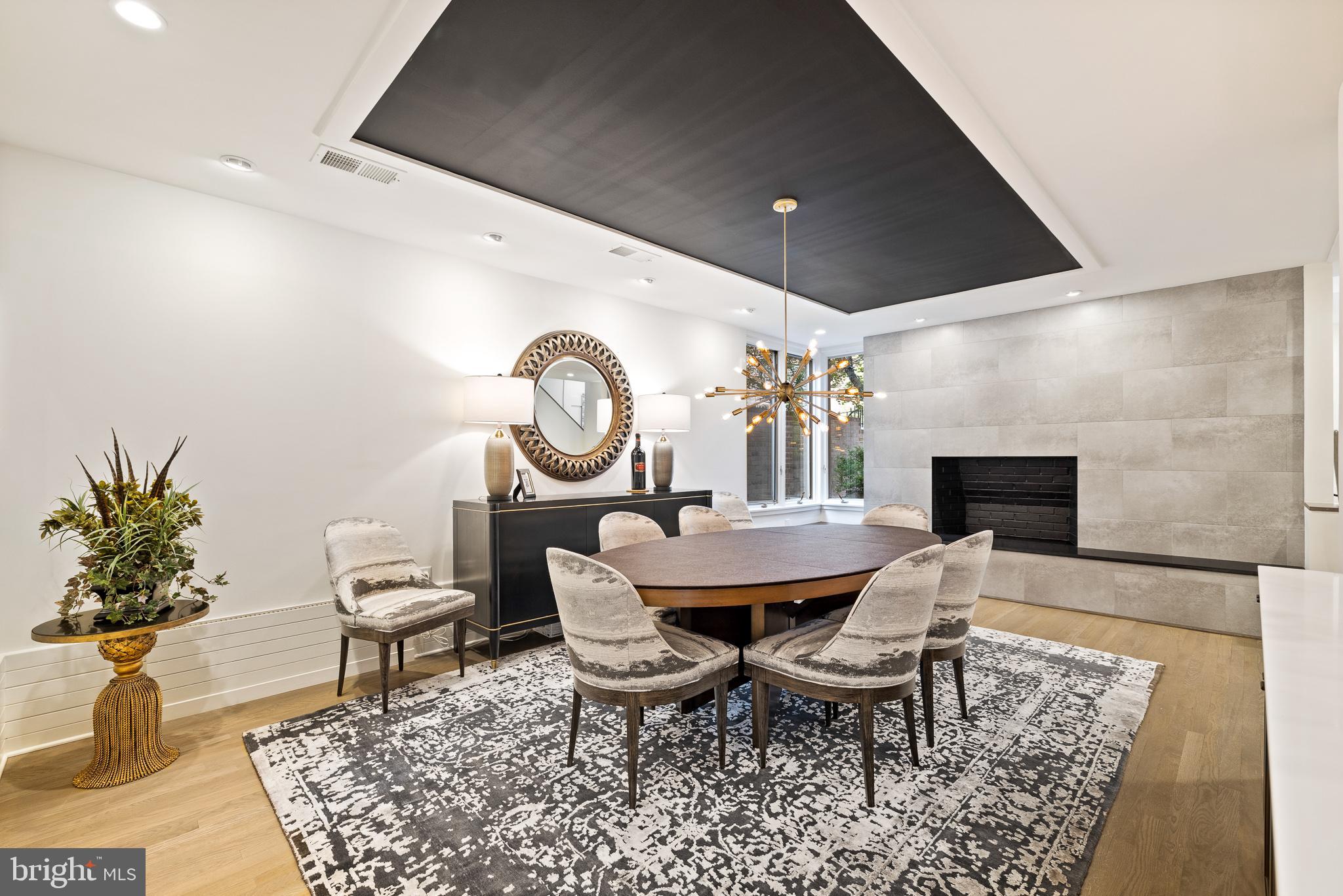 SOCIETY HILL - Residential