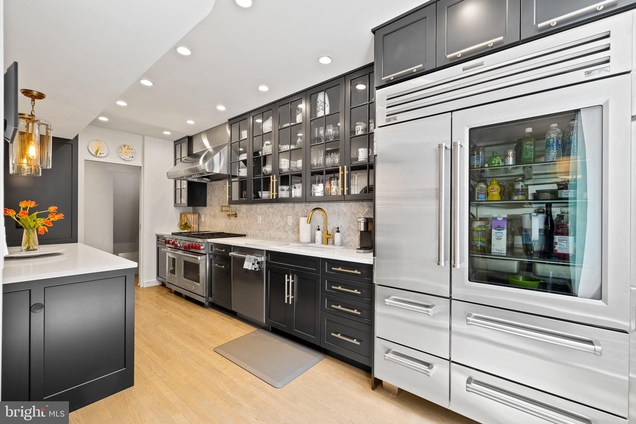 SOCIETY HILL - Residential