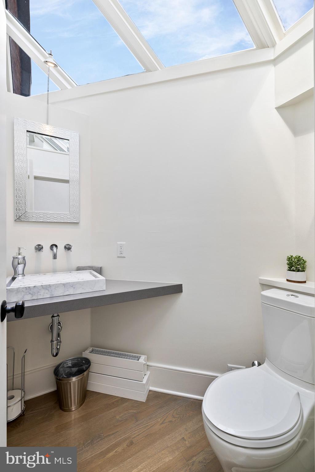 SOCIETY HILL - Residential