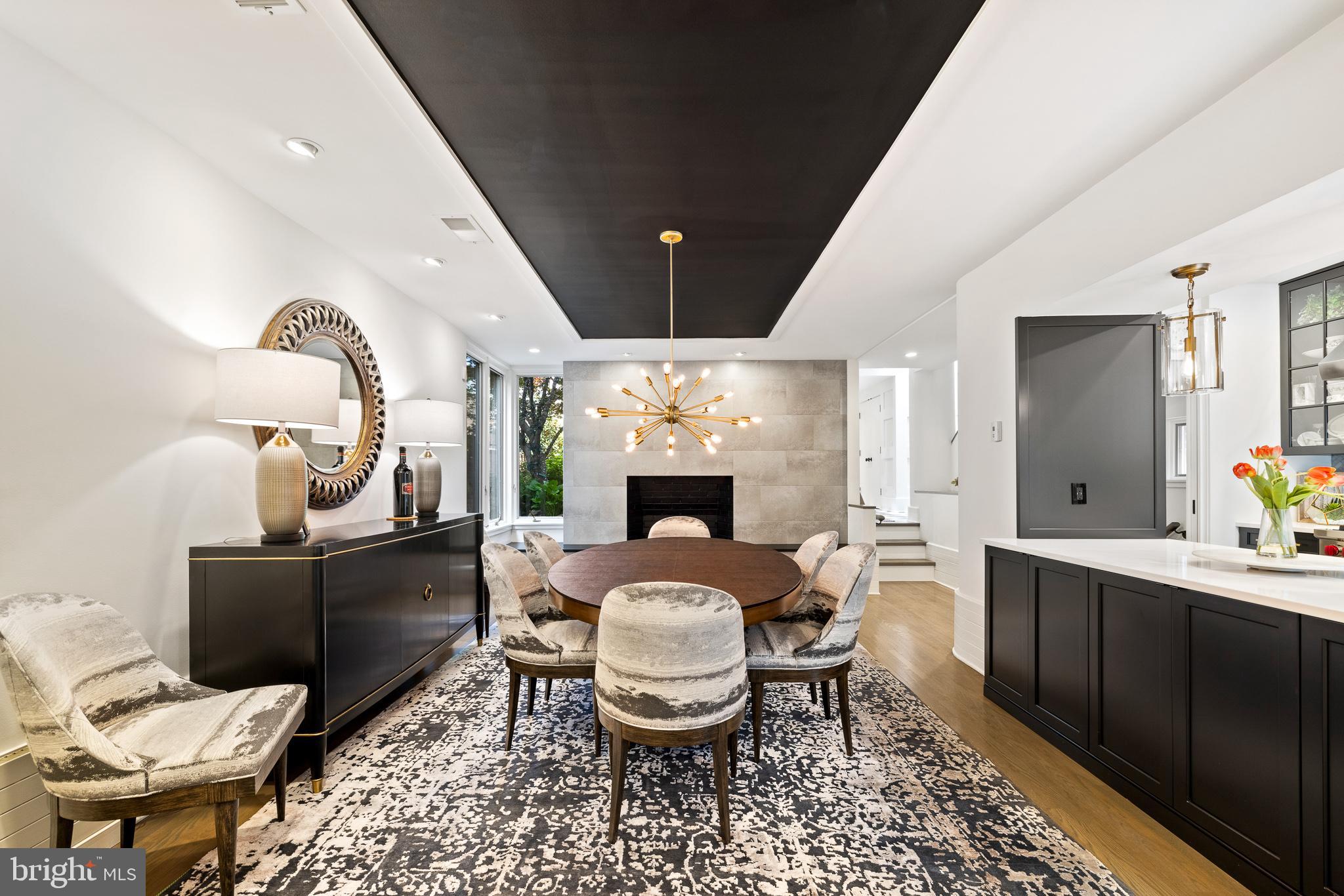 SOCIETY HILL - Residential