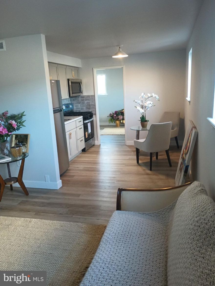 Get ready to own this cozy FULLY renovated 1-bedroom apartment in the heart of Bustleton ave. 
        All NEW : kitchen, bathroom, appliances!!!
 Property has been recently remodeled and is located directly on the Bustleton route, minutes away from all stores and between Haldeman and Grant making commute easier between major highways such as Roosevelt Boulevard and I-95. This property is ideal for either owner or investor with low taxes and rents ranging up to $1500 a month, making this a very attractive rental property.