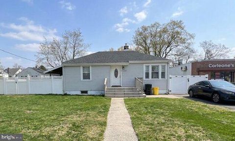 Homes For Sale - 1262 S Olden Avenue<br/> HAMILTON, NJ 08610