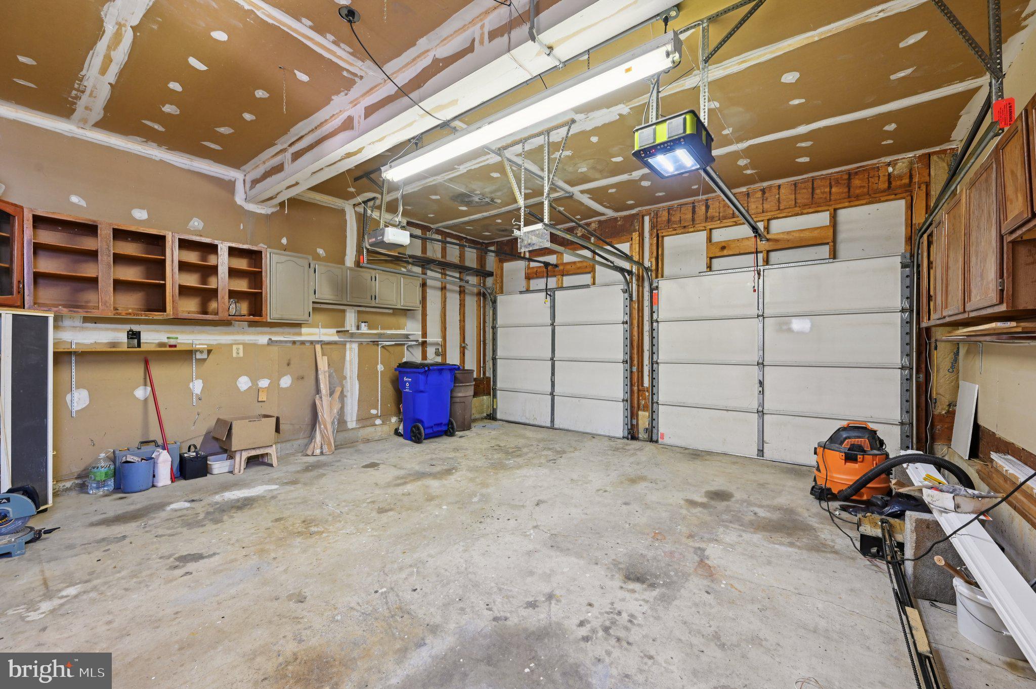 LONG REACH - Residential