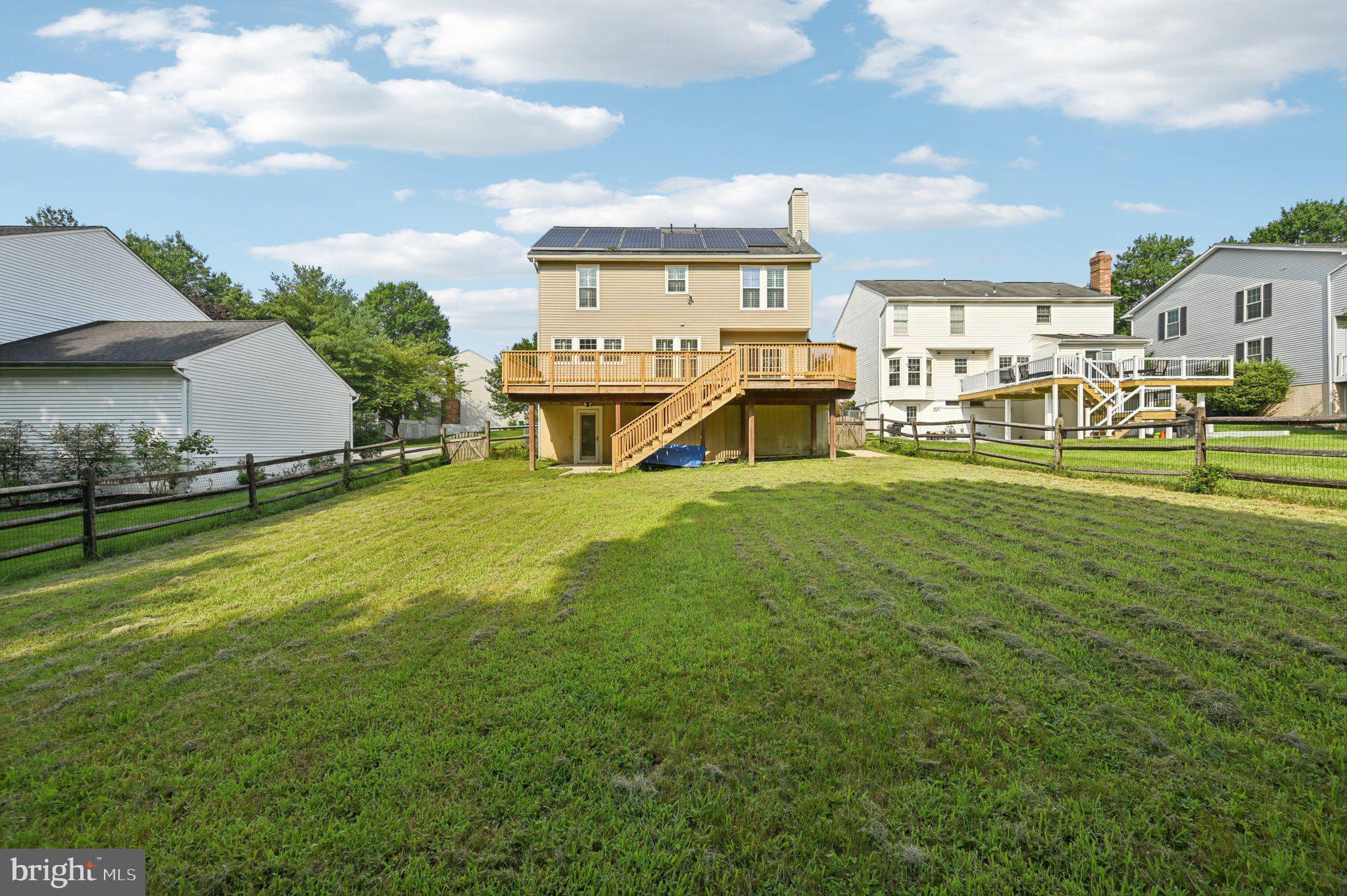 LONG REACH - Residential