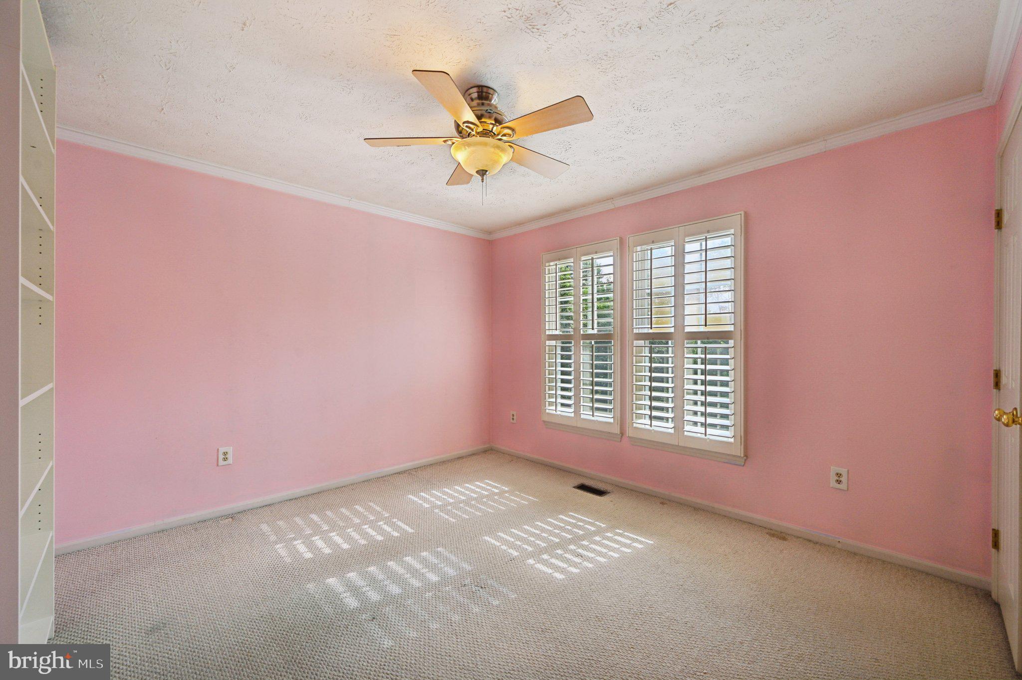 LONG REACH - Residential