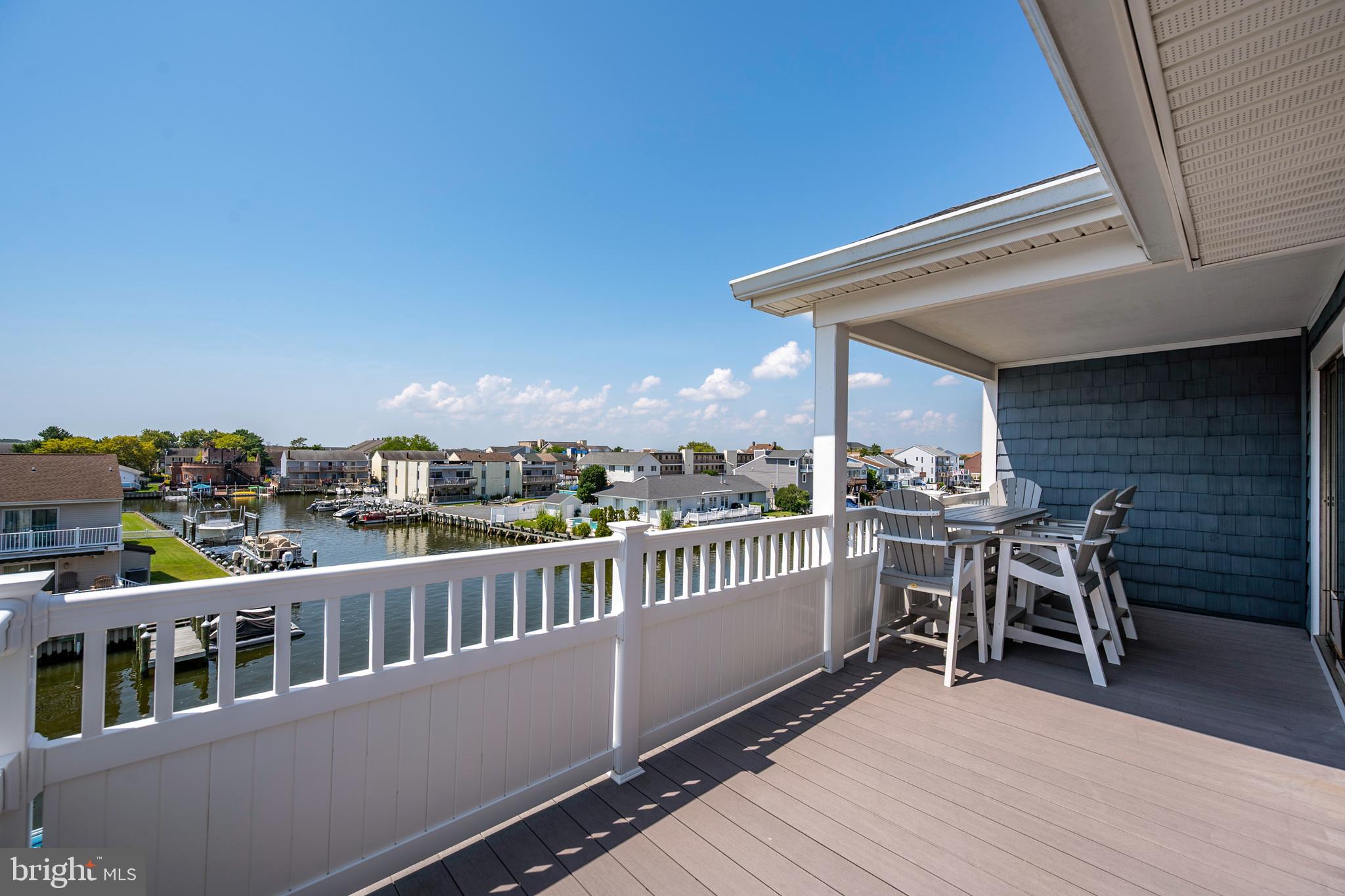 HARBOUR CLUB - Residential