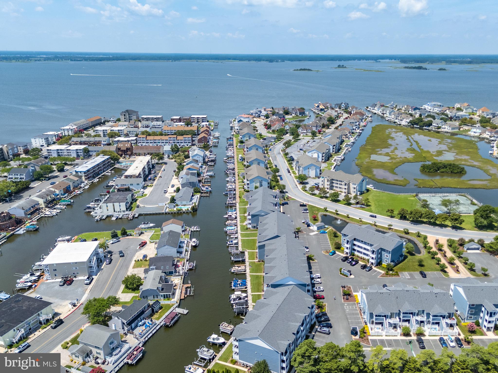 HARBOUR CLUB - Residential