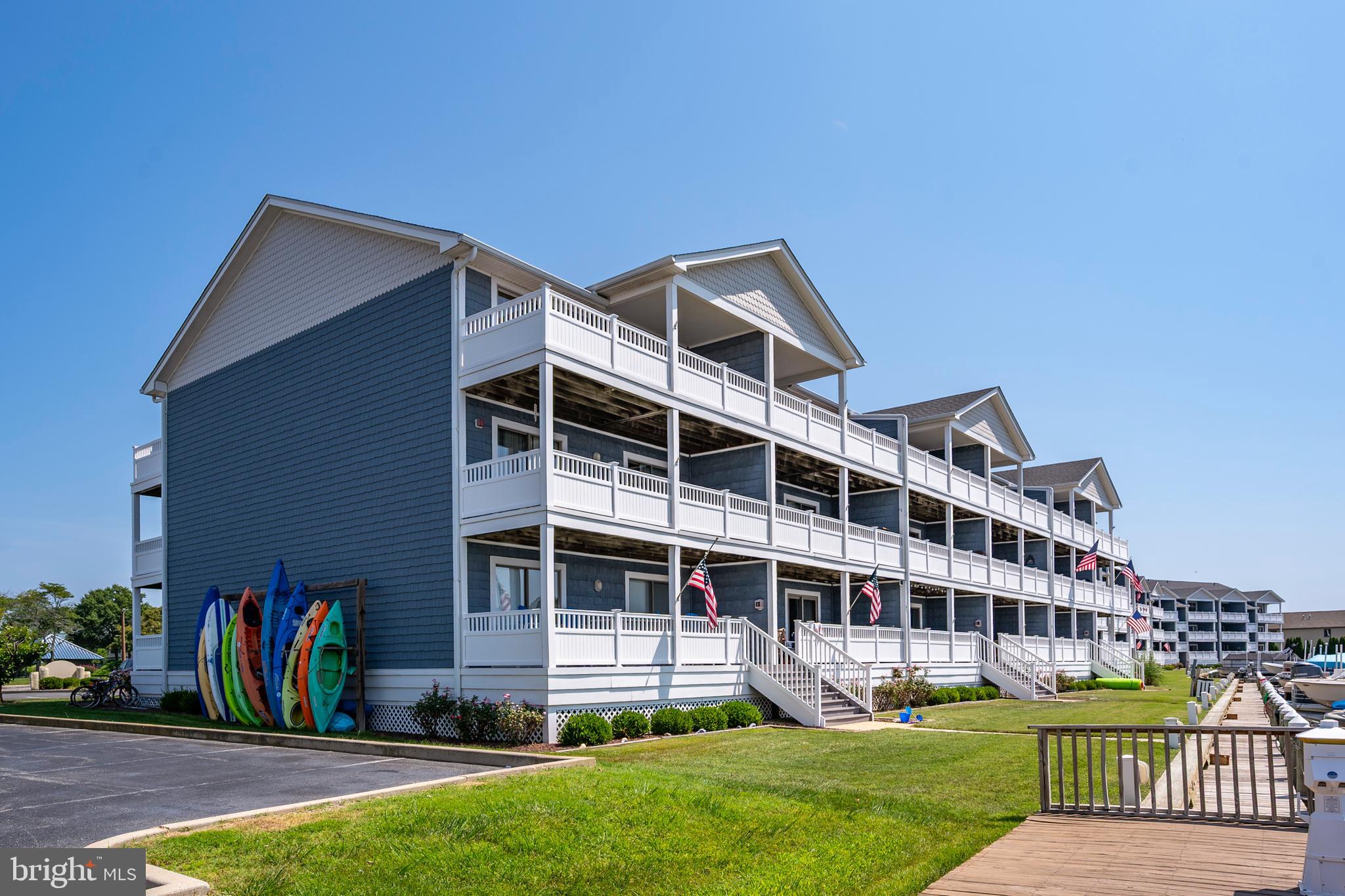 HARBOUR CLUB - Residential